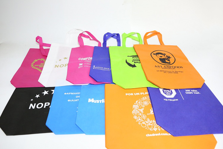 China suppliers cheap wholesale laminated PP non woven sewing shopping tote bag for supermarket