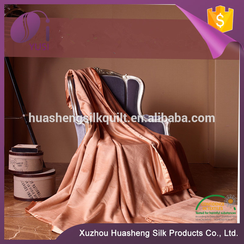 Wholesale Elegant Beautiful Use In Four Season Mulberry Silk Blanket